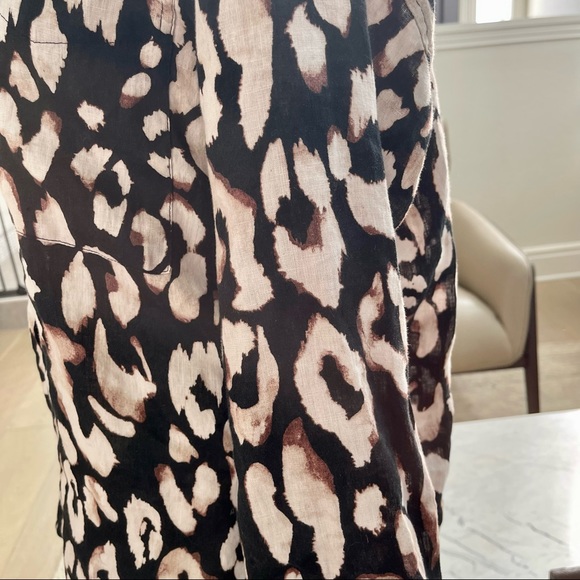 100% Linen Oversized Button Down Shirt - Picture 2 of 5